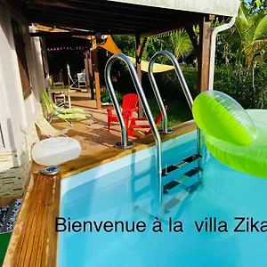 Magnifique En Bois Avec Piscine Et Jardin De 800 M2 Villa